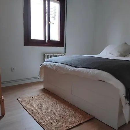 En Mogro. Apartment *